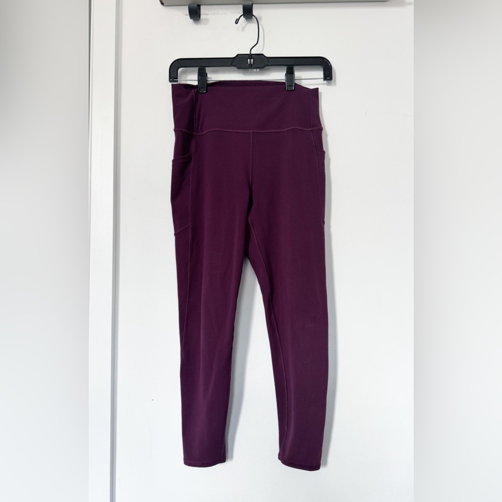 GapFit PowerMove High Rise Anke Leggings in Plum, Medium